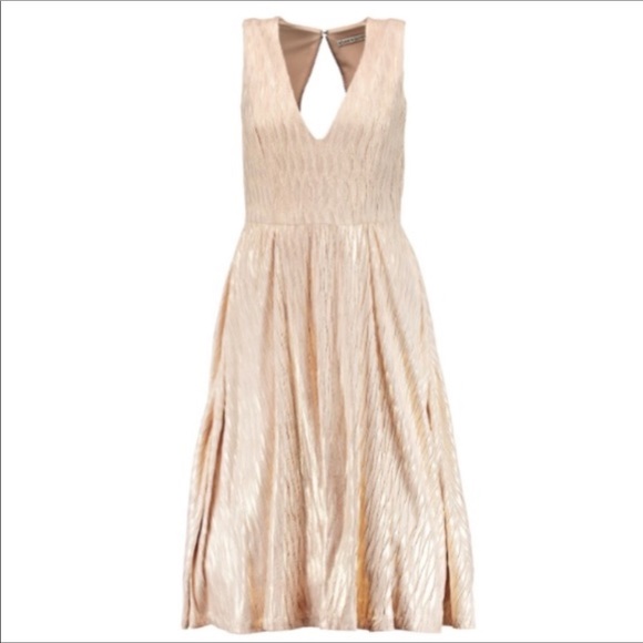 Alice + Olivia Mindee Textured Fit & Flare Dress - Picture 6 of 9